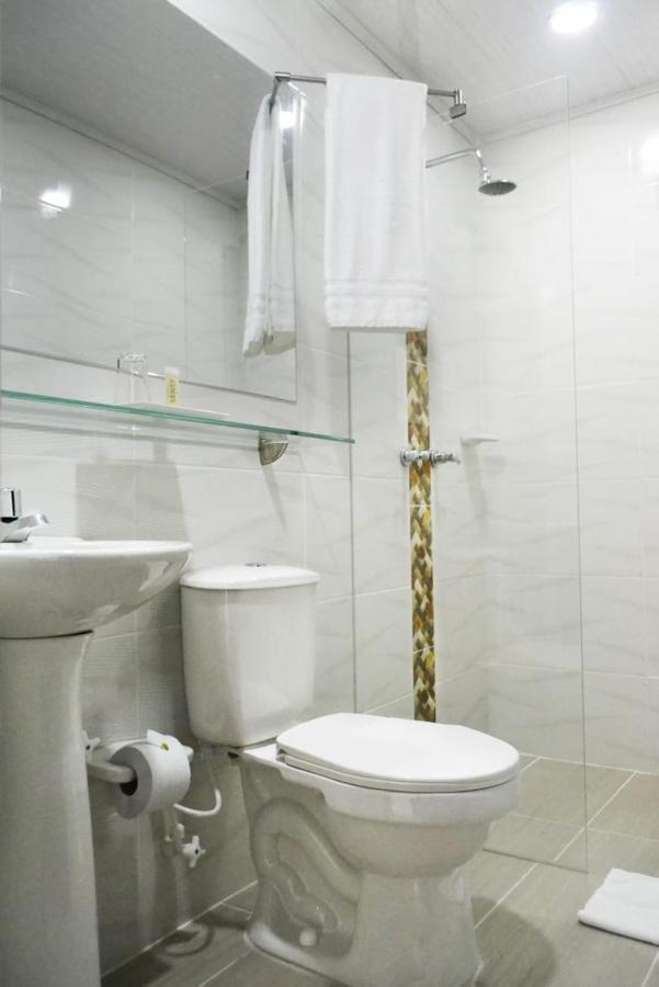 Casa Hotel Palmas Del Estadio 2 Medellín Eksteriør bilde
